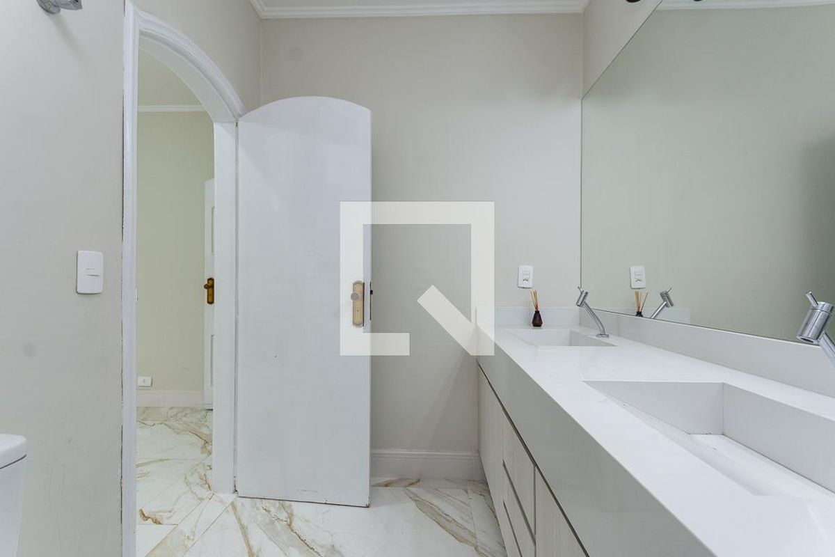 Casa, 4 quartos, 650 m² - Foto 42