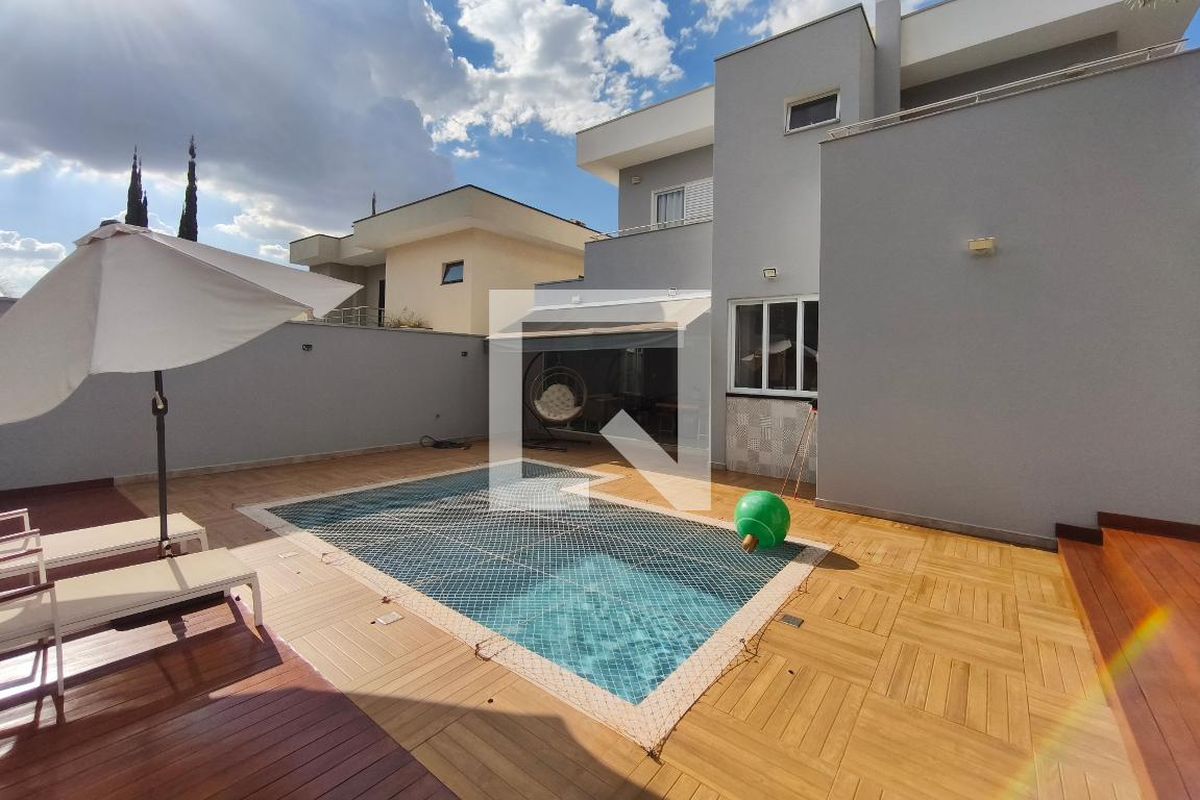 Casa à Venda - Swiss Park, 3 Quartos,  360 m2 em , Campinas - sp | SoloBR