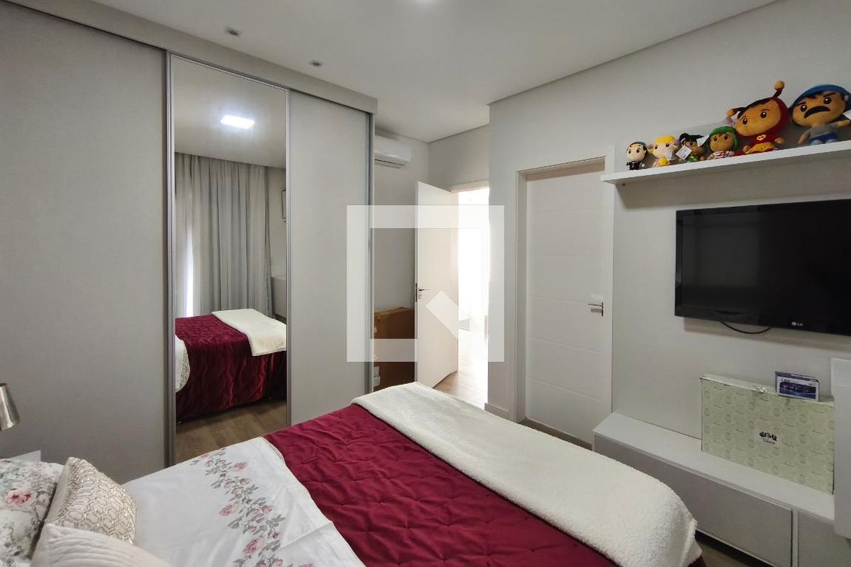 Casa à Venda - Swiss Park, 3 Quartos,  360 m2 em , Campinas - sp | SoloBR