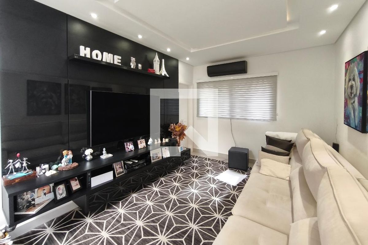 Casa à Venda - Swiss Park, 3 Quartos,  360 m2 em , Campinas - sp | SoloBR