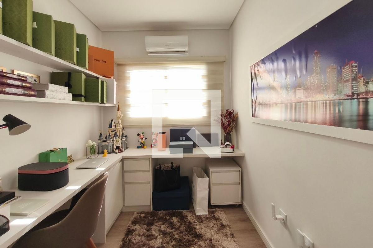 Casa à Venda - Swiss Park, 3 Quartos,  360 m2 em , Campinas - sp | SoloBR