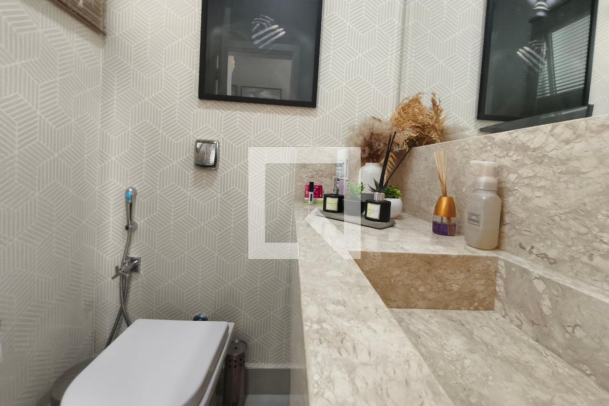 Casa à Venda - Swiss Park, 3 Quartos,  360 m2 em , Campinas - sp | SoloBR