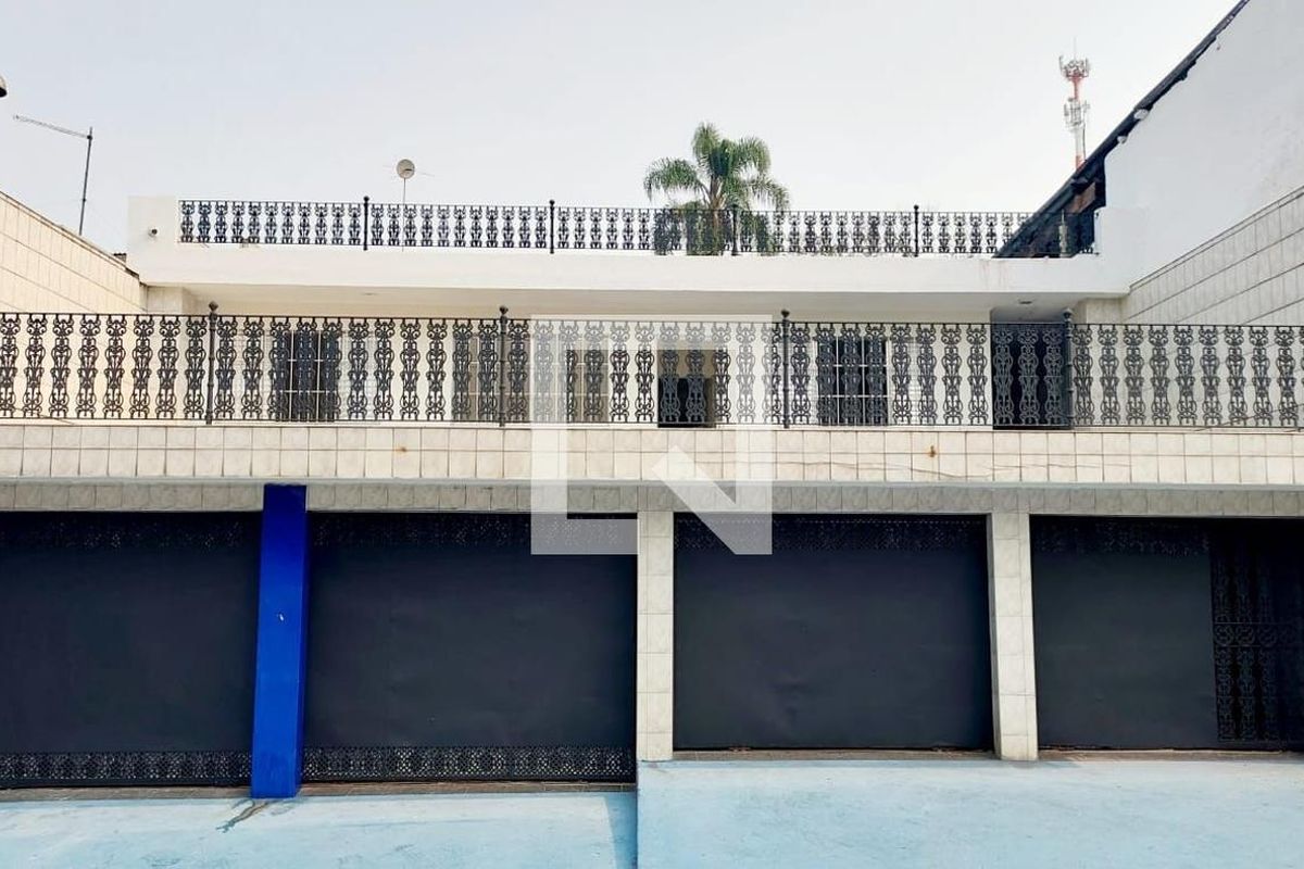 Casa, 4 quartos, 256 m² - Foto 31