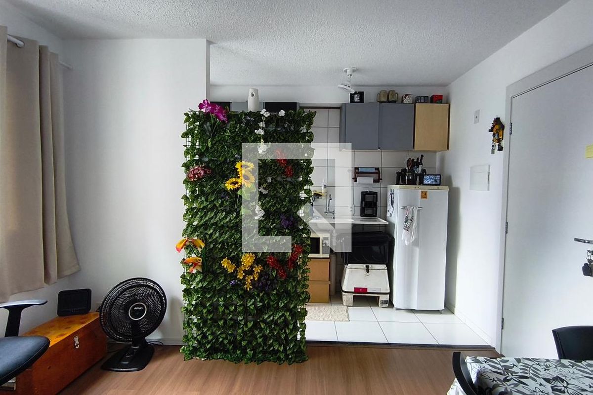 Apartamento, 2 quartos, 41 m² - Foto 2