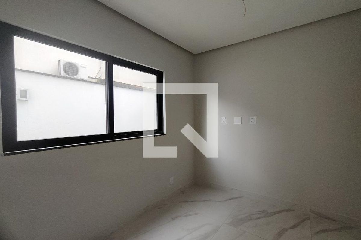 Casa, 4 quartos, 200 m² - Foto 12