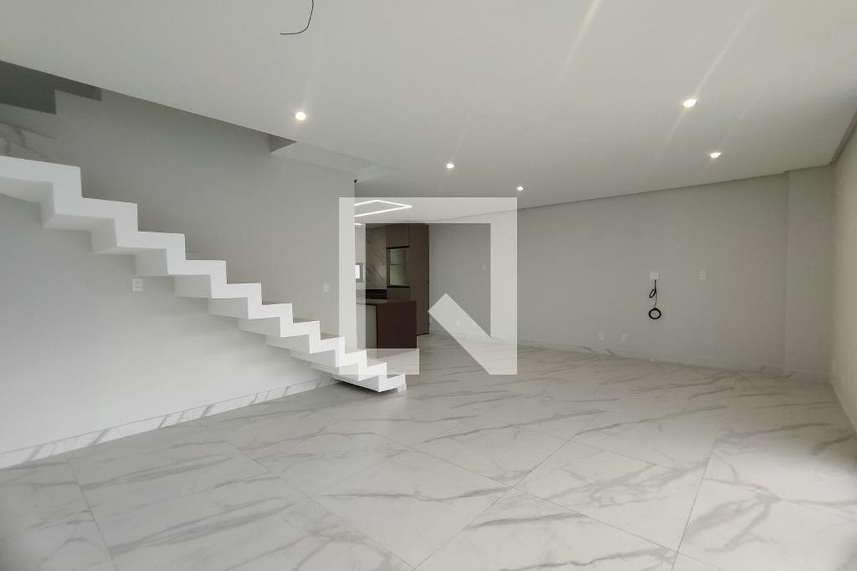 Casa, 4 quartos, 200 m² - Foto 1
