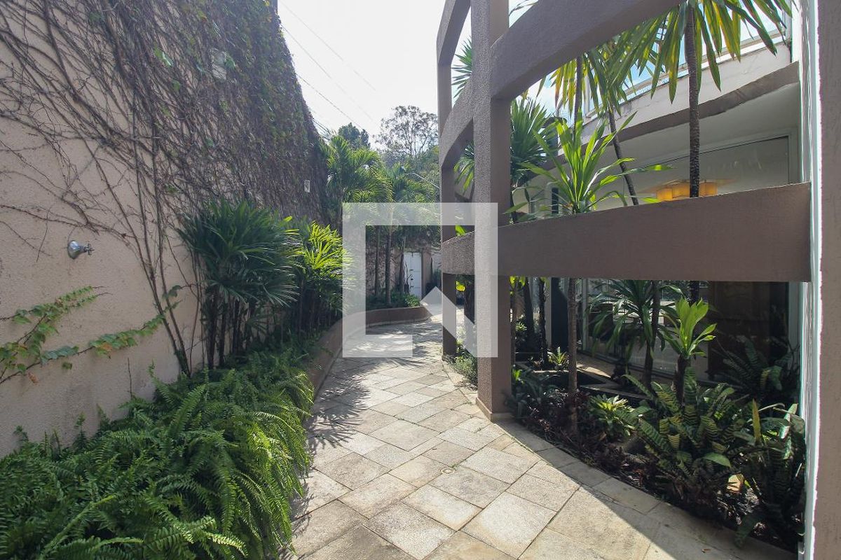 Casa, 4 quartos, 697 m² - Foto 9