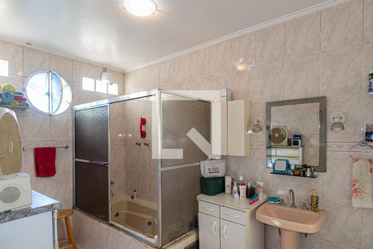 Casa, 3 quartos, 209 m² - Foto 13