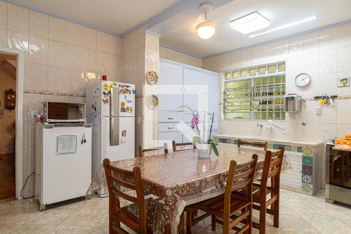 Casa, 3 quartos, 209 m² - Foto 46
