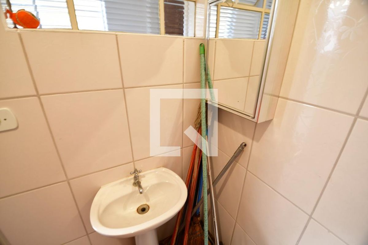 Casa à Venda - Jardim Flamboyant, 3 Quartos,  161 m2 em , Campinas - sp | SoloBR