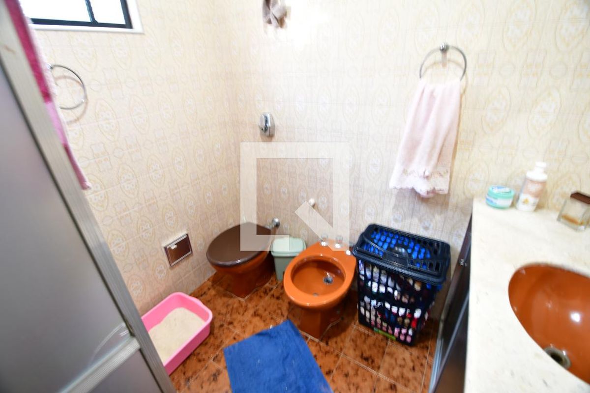 Casa à Venda - Jardim Flamboyant, 3 Quartos,  161 m2 em , Campinas - sp | SoloBR