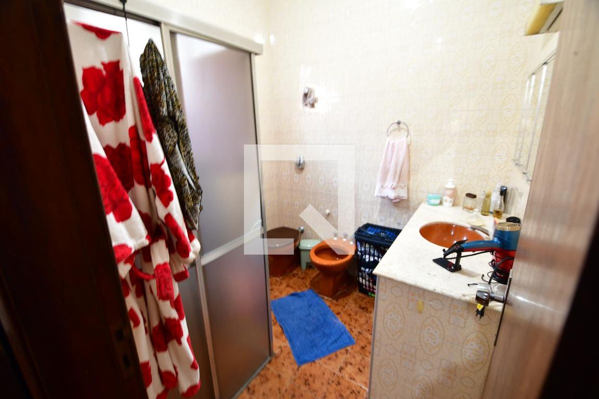 Casa à Venda - Jardim Flamboyant, 3 Quartos,  161 m2 em , Campinas - sp | SoloBR