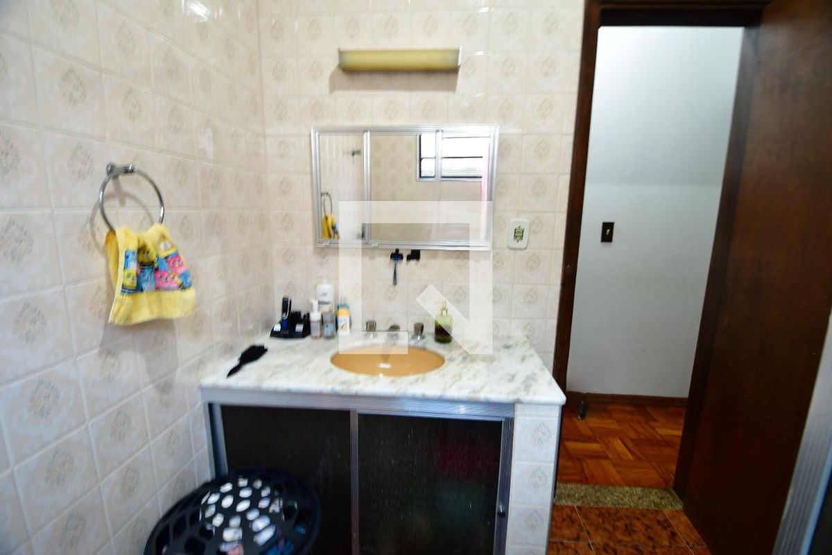 Casa à Venda - Jardim Flamboyant, 3 Quartos,  161 m2 em , Campinas - sp | SoloBR