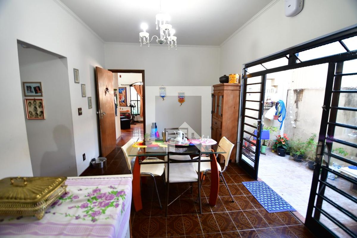 Casa à Venda - Jardim Flamboyant, 3 Quartos,  161 m2 em , Campinas - sp | SoloBR