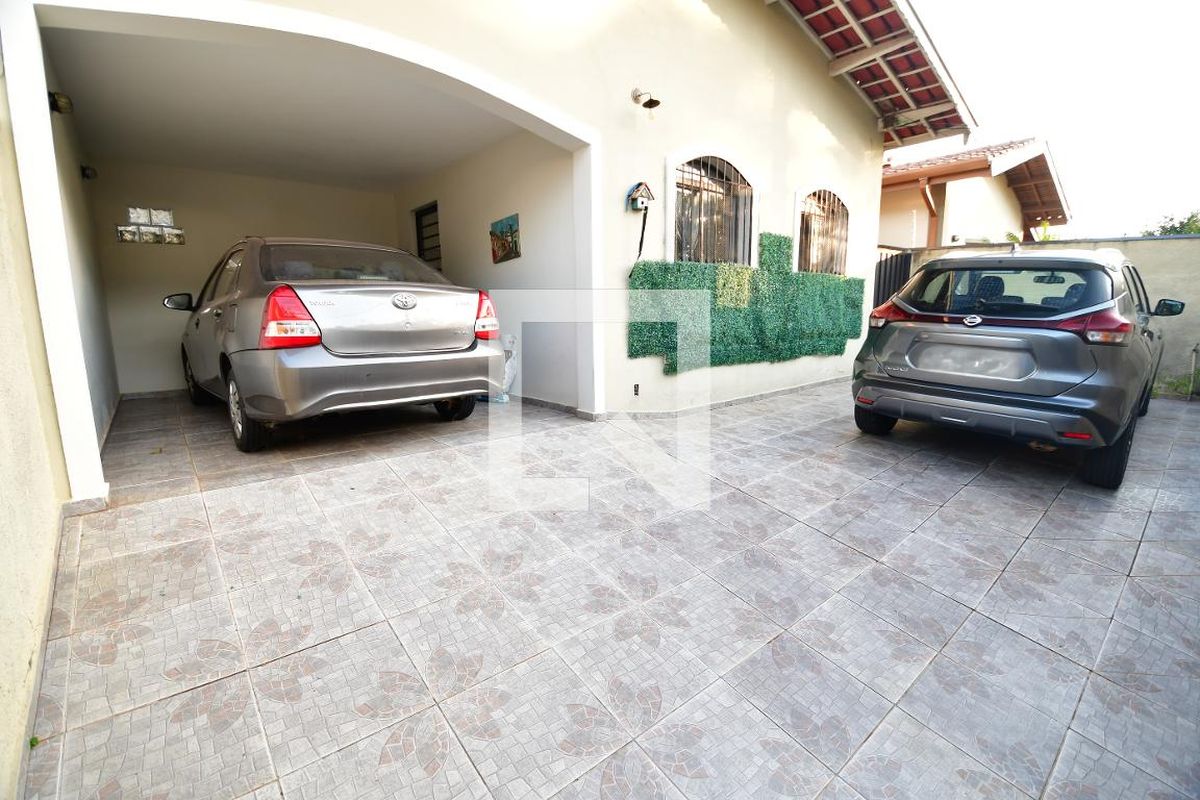 Casa à Venda - Jardim Flamboyant, 3 Quartos,  161 m2 em , Campinas - sp | SoloBR