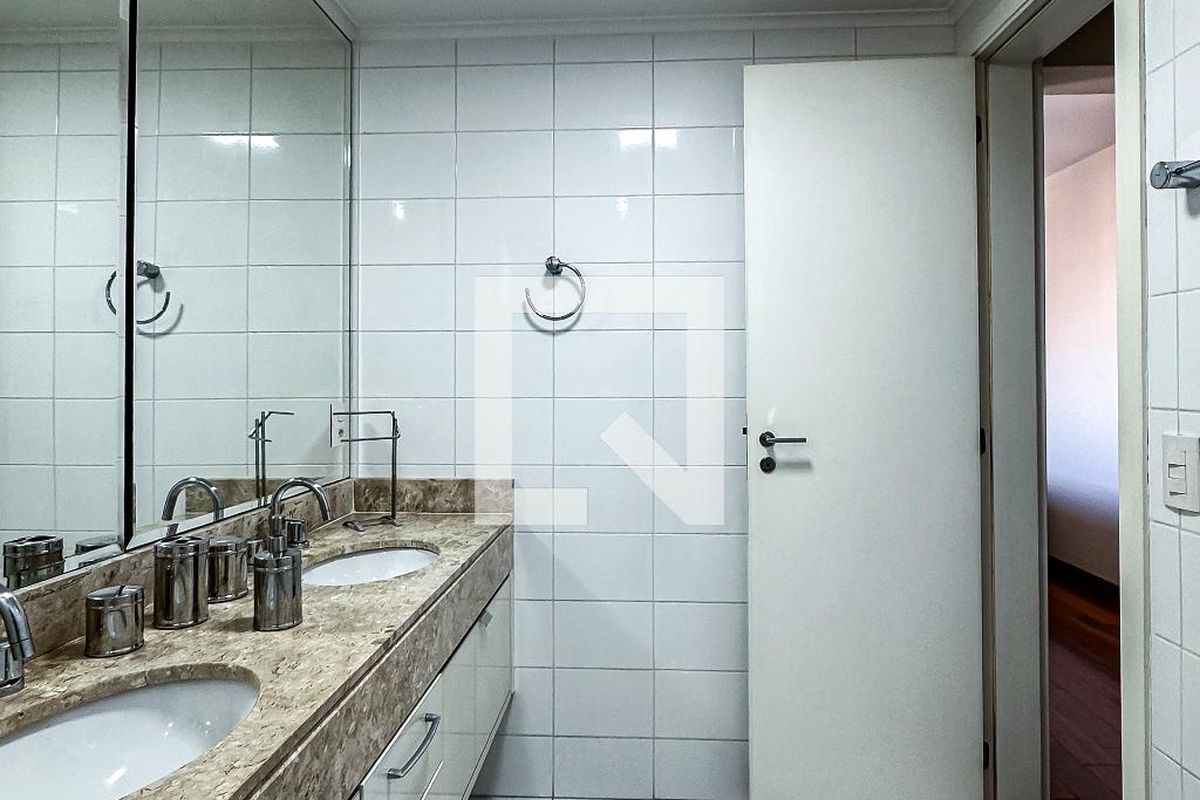 Apartamento, 4 quartos, 210 m² - Foto 31