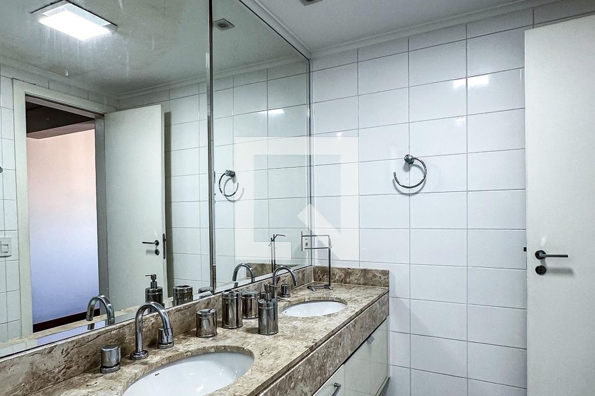 Apartamento, 4 quartos, 210 m² - Foto 32