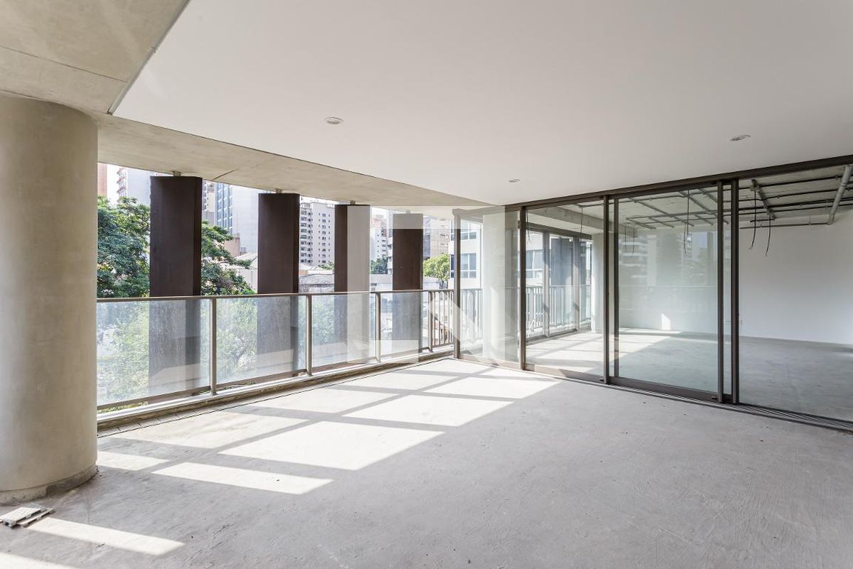 Apartamento, 3 quartos, 204 m² - Foto 2