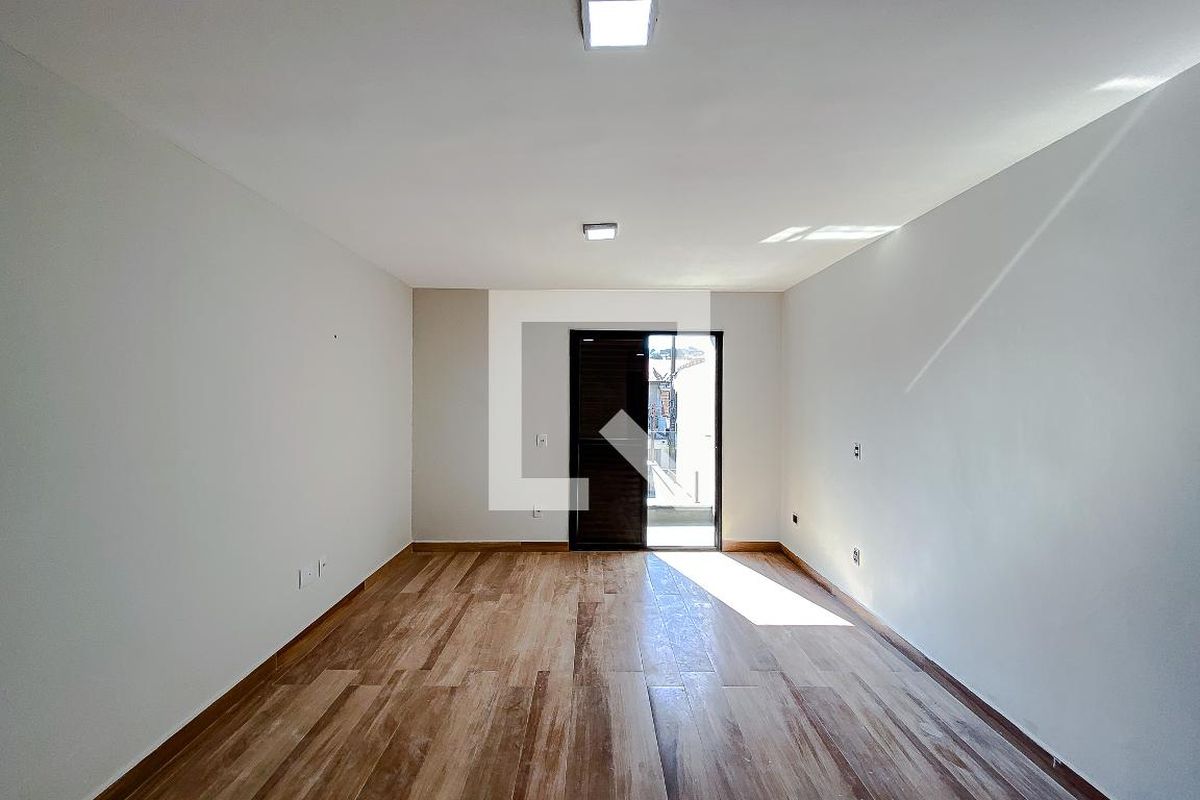 Casa, 3 quartos, 200 m² - Foto 13