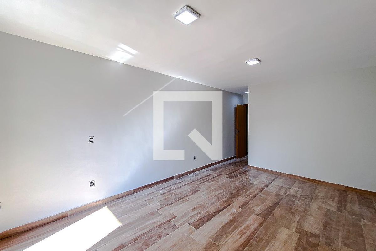 Casa, 3 quartos, 200 m² - Foto 11