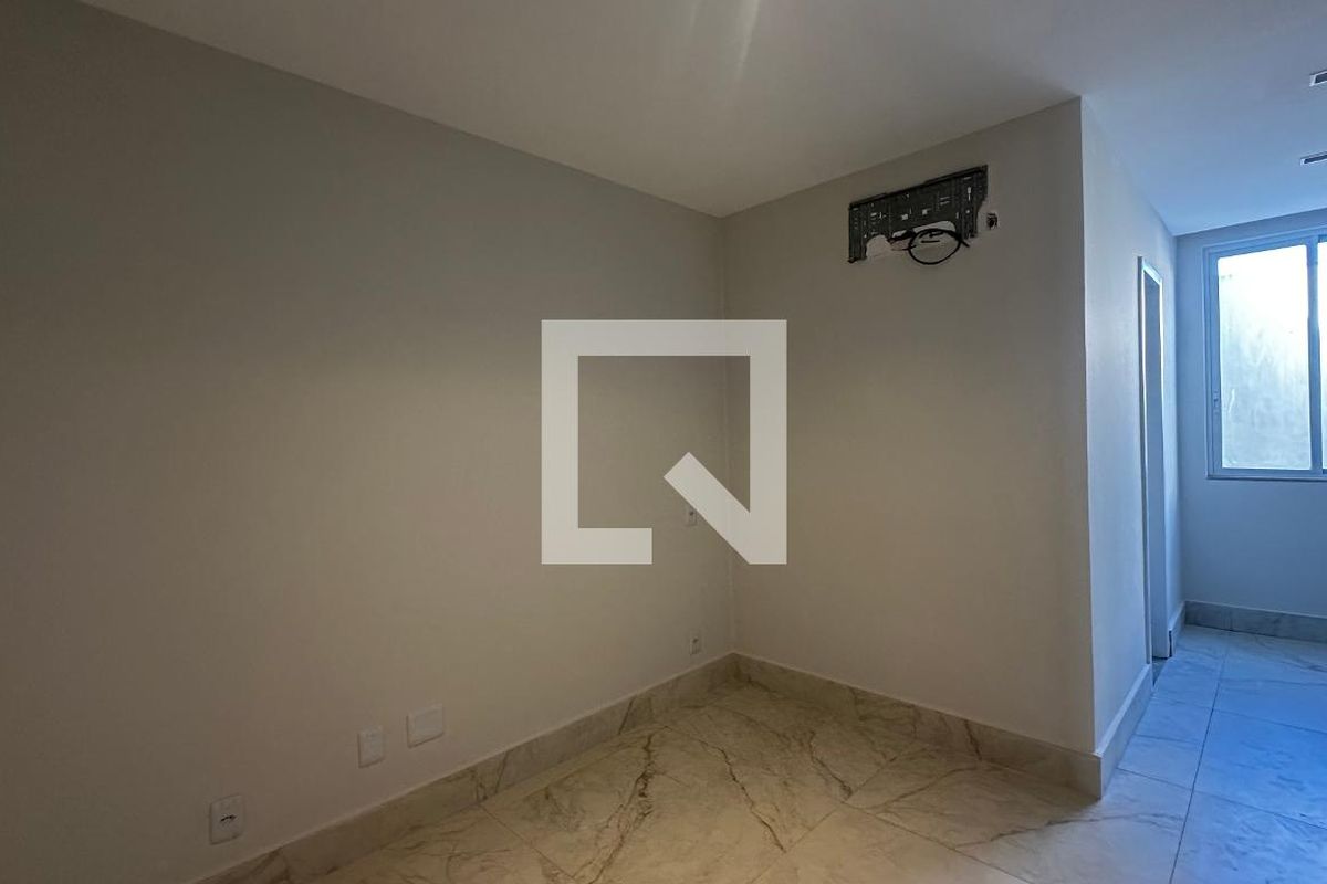 Casa, 4 quartos, 273 m² - Foto 9