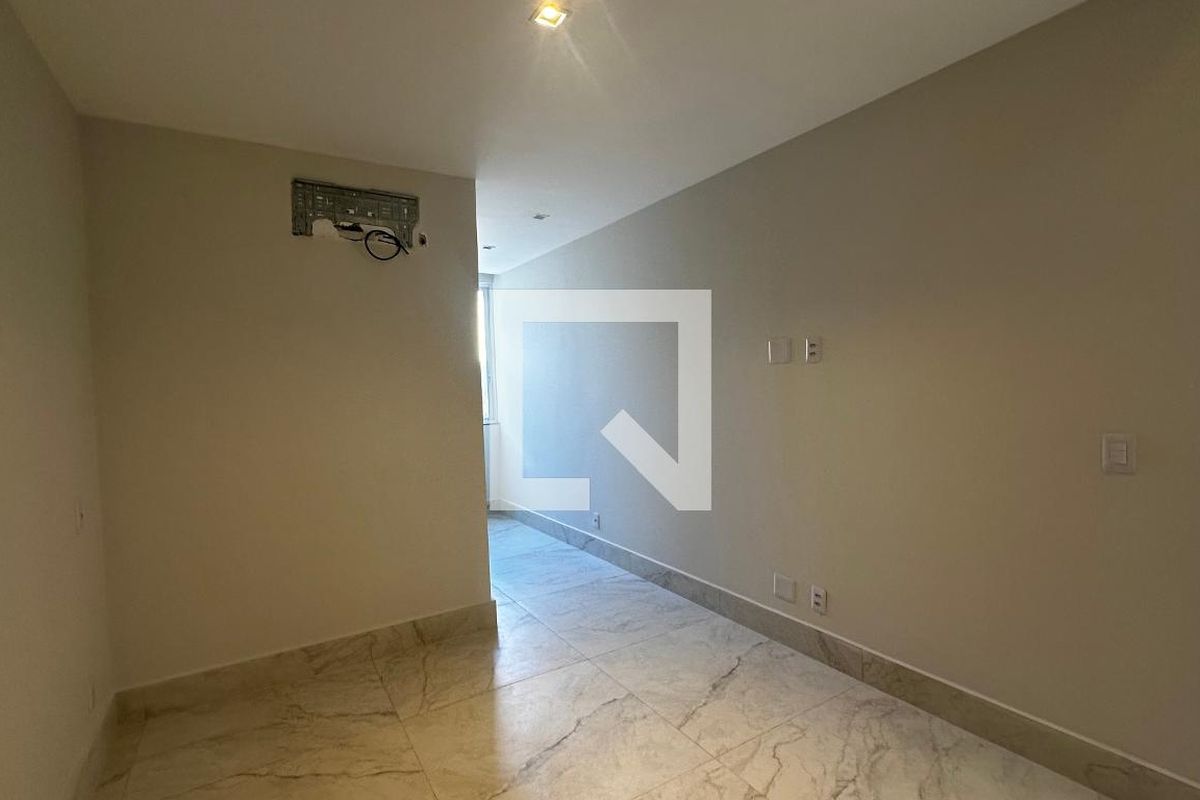Casa, 4 quartos, 273 m² - Foto 10