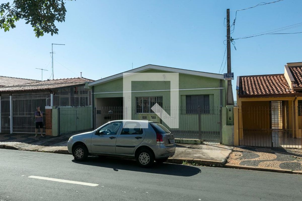 Casa à Venda - Jardim Flamboyant, 2 Quartos,  300 m2 em , Campinas - sp | SoloBR