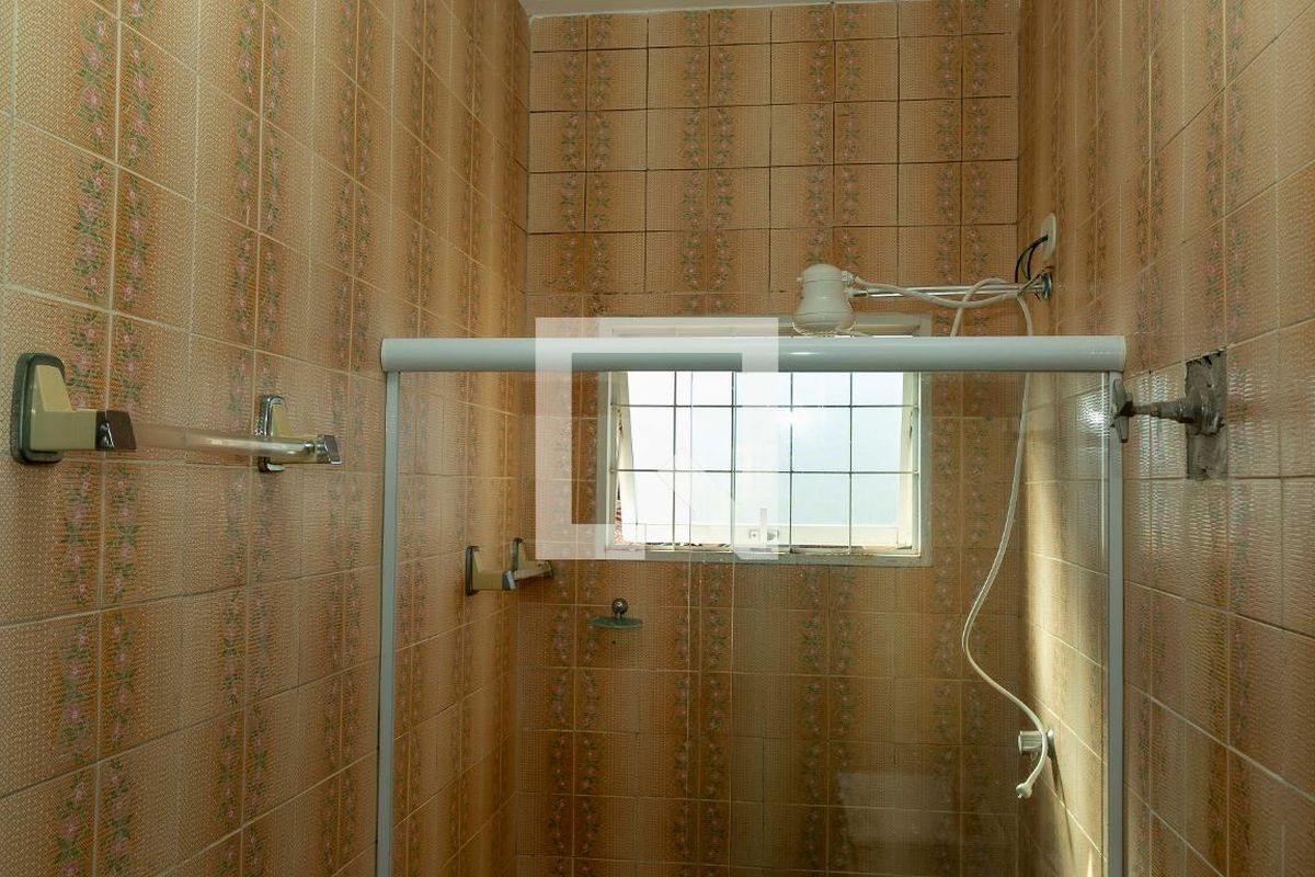 Casa à Venda - Jardim Flamboyant, 2 Quartos,  300 m2 em , Campinas - sp | SoloBR