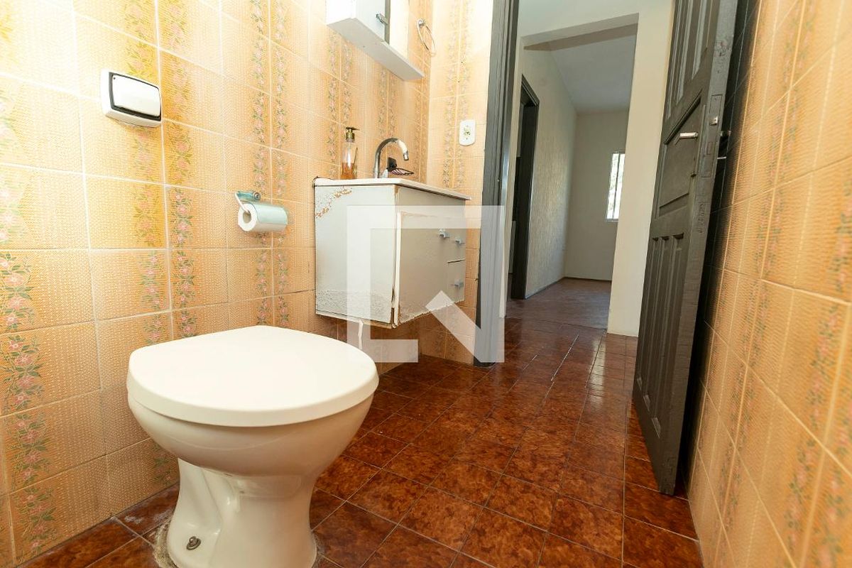 Casa à Venda - Jardim Flamboyant, 2 Quartos,  300 m2 em , Campinas - sp | SoloBR