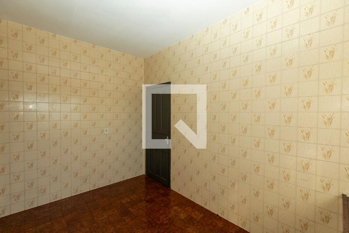 Casa à Venda - Jardim Flamboyant, 2 Quartos,  300 m2 em , Campinas - sp | SoloBR