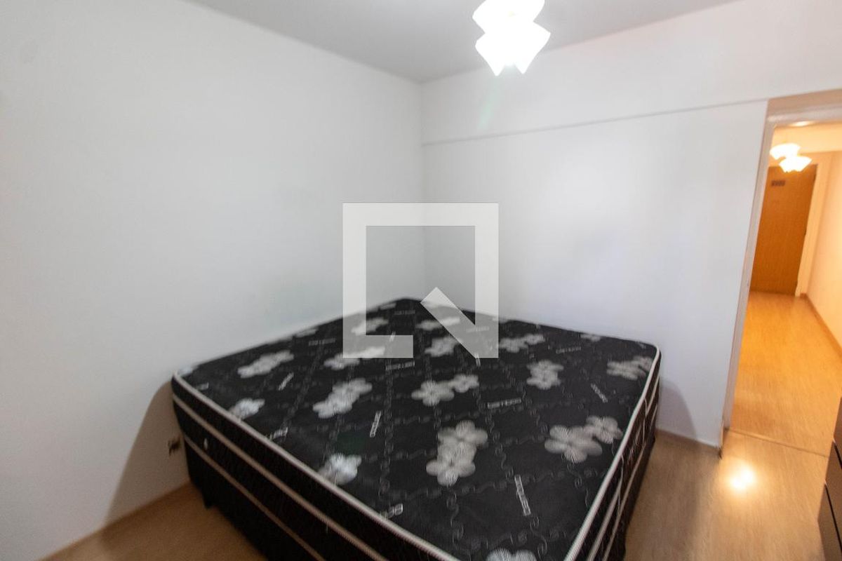 Apartamento à Venda - Bosque, 1 Quarto,  65 m2 em , Campinas - sp | SoloBR