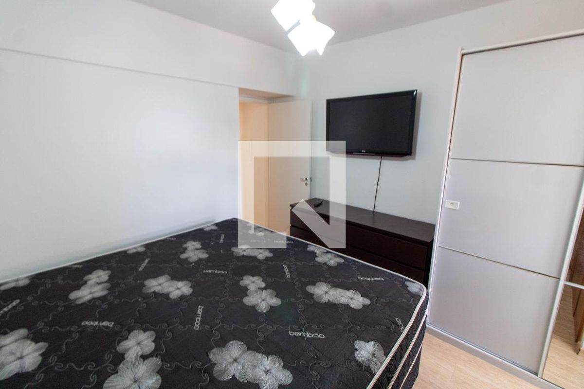 Apartamento à Venda - Bosque, 1 Quarto,  65 m2 em , Campinas - sp | SoloBR
