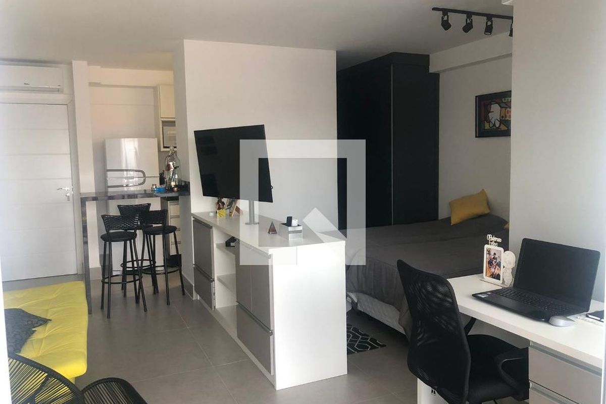 Apartamento à Venda - Bosque, 1 Quarto,  42 m2 em , Campinas - sp | SoloBR