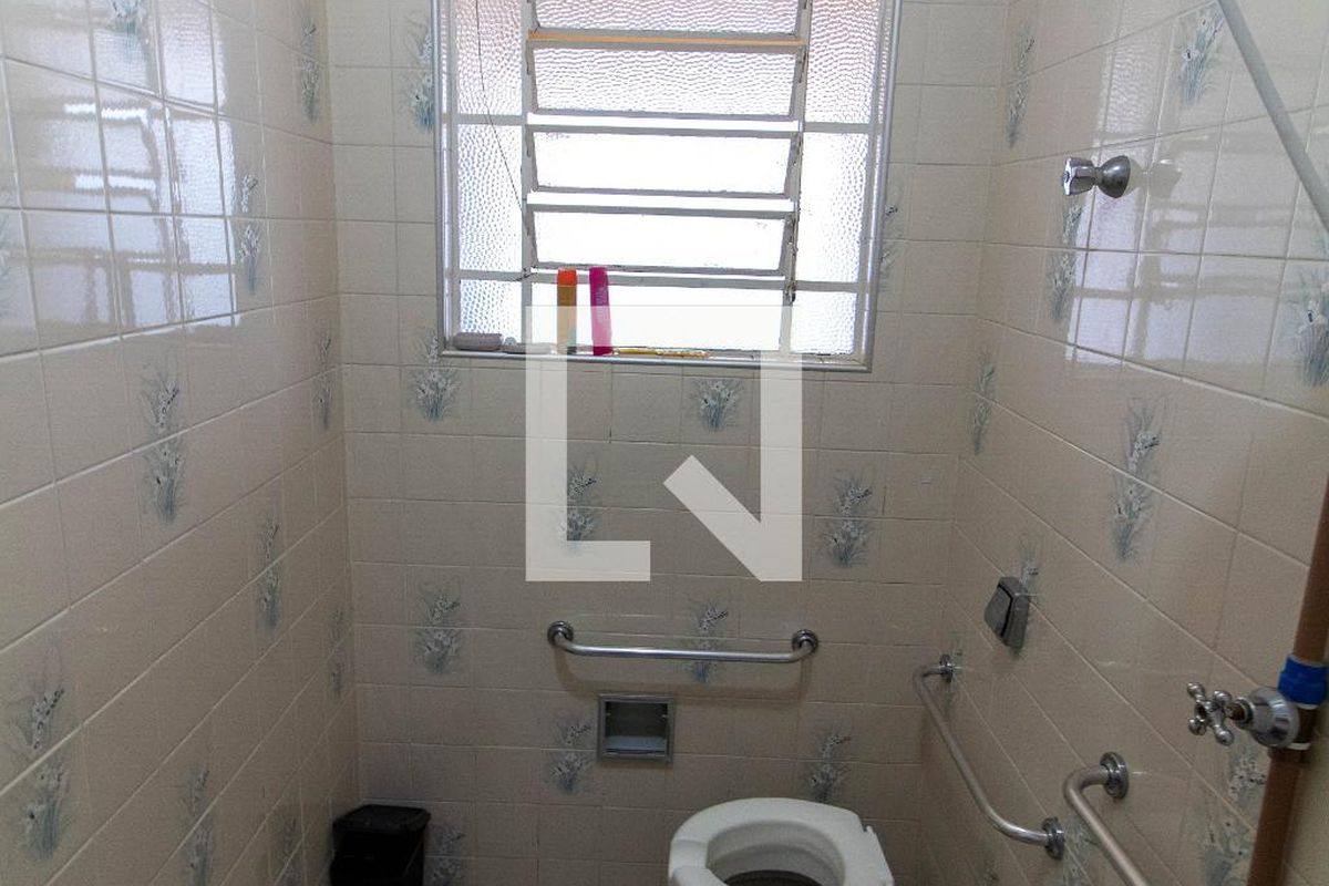 Casa à Venda - Guanabara, 4 Quartos,  350 m2 em , Campinas - sp | SoloBR