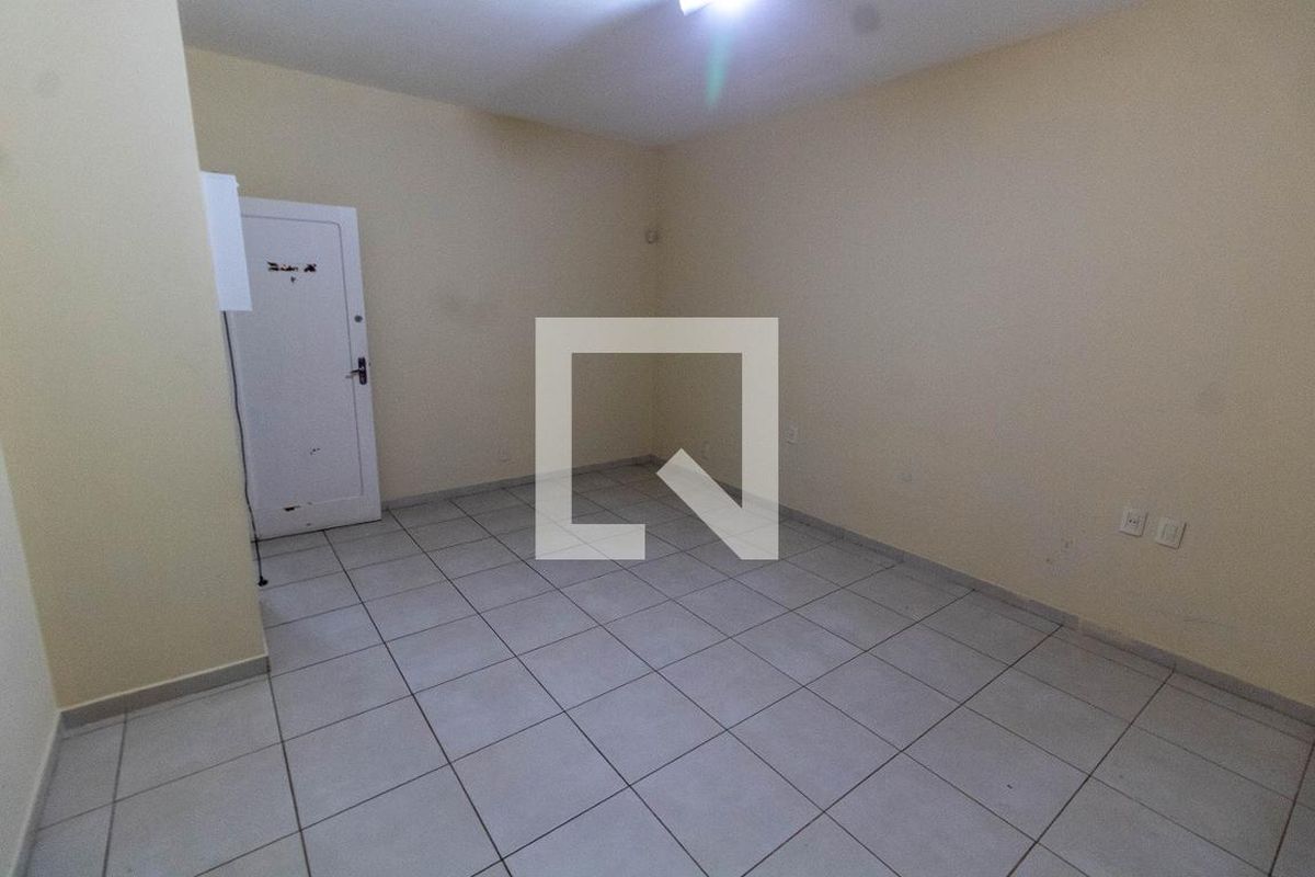 Casa à Venda - Guanabara, 4 Quartos,  350 m2 em , Campinas - sp | SoloBR