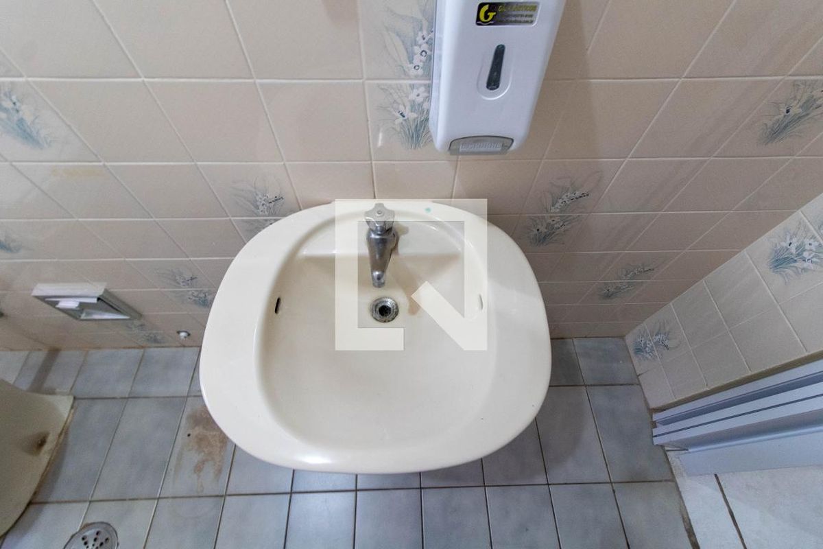 Casa à Venda - Guanabara, 4 Quartos,  350 m2 em , Campinas - sp | SoloBR