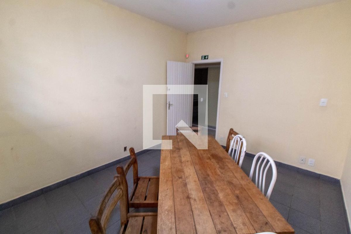 Casa à Venda - Guanabara, 4 Quartos,  350 m2 em , Campinas - sp | SoloBR