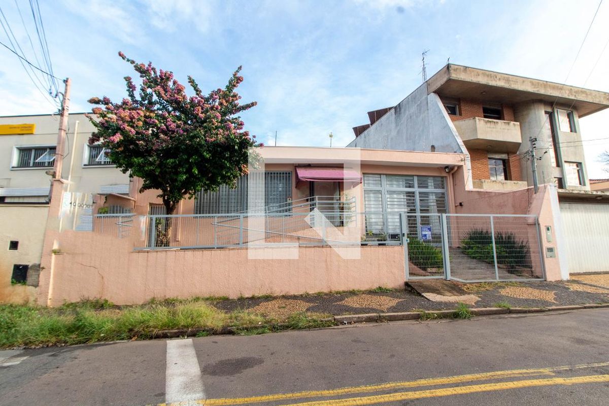 Casa à Venda - Guanabara, 4 Quartos,  350 m2 em , Campinas - sp | SoloBR