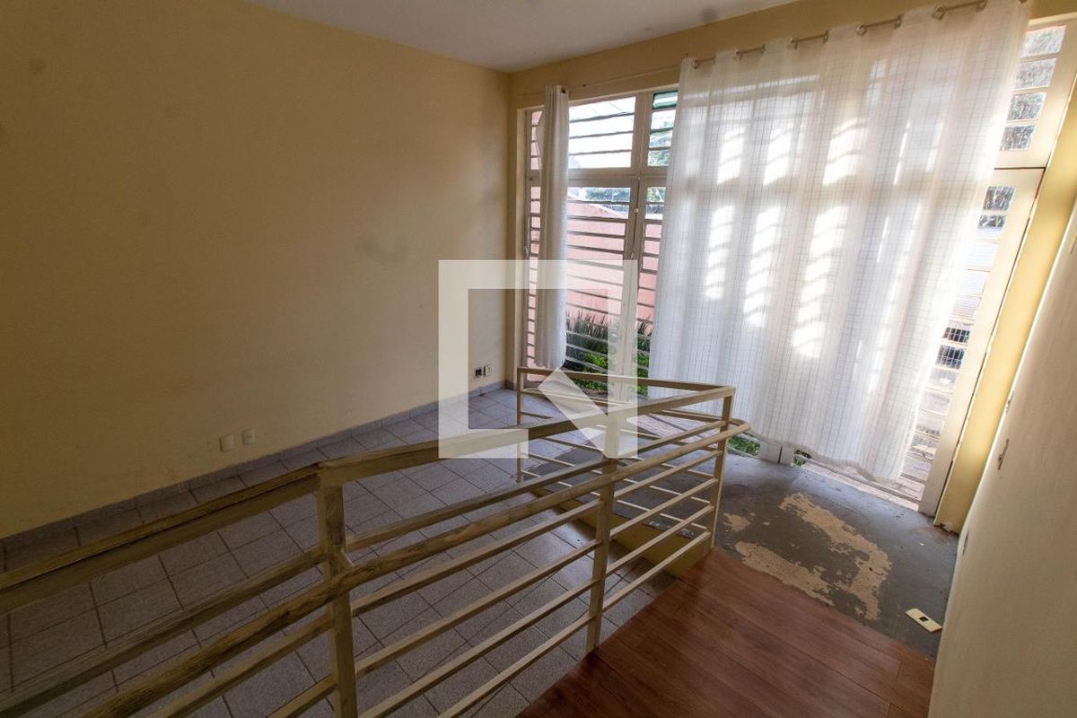 Casa à Venda - Guanabara, 4 Quartos,  350 m2 em , Campinas - sp | SoloBR