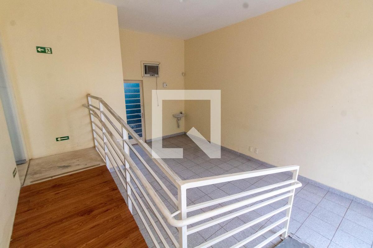 Casa à Venda - Guanabara, 4 Quartos,  350 m2 em , Campinas - sp | SoloBR