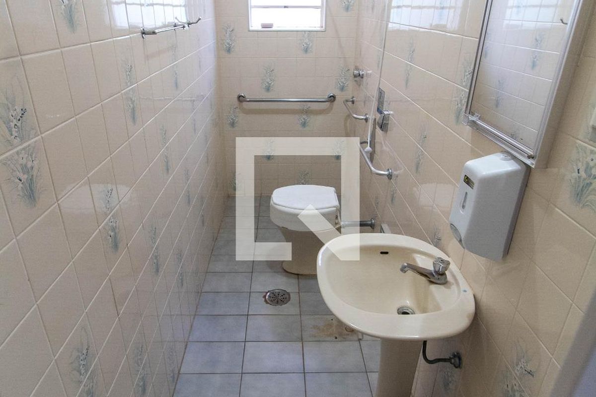 Casa à Venda - Guanabara, 4 Quartos,  350 m2 em , Campinas - sp | SoloBR