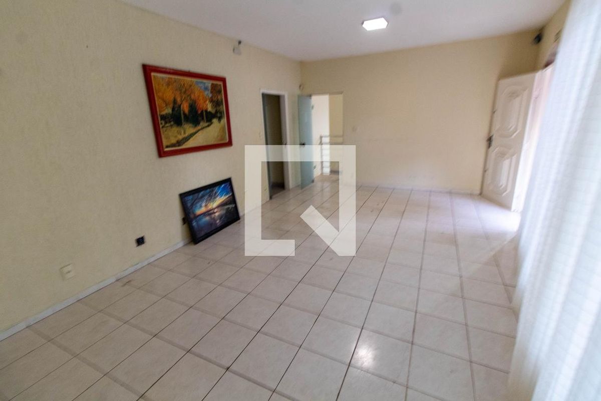 Casa à Venda - Guanabara, 4 Quartos,  350 m2 em , Campinas - sp | SoloBR