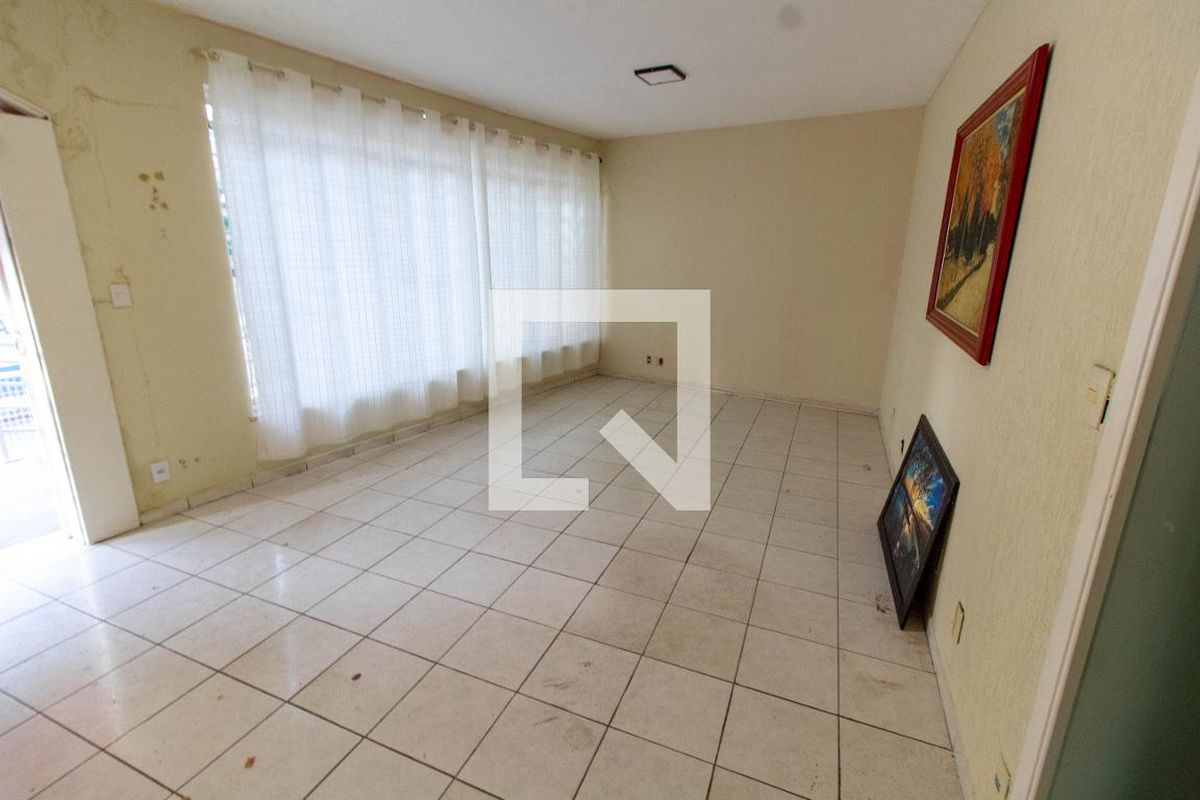 Casa à Venda - Guanabara, 4 Quartos,  350 m2 em , Campinas - sp | SoloBR