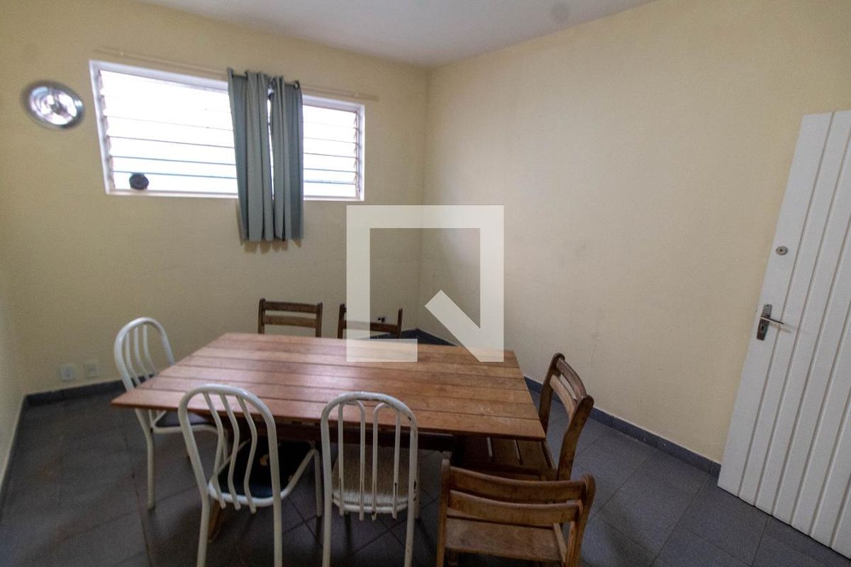 Casa à Venda - Guanabara, 4 Quartos,  350 m2 em , Campinas - sp | SoloBR