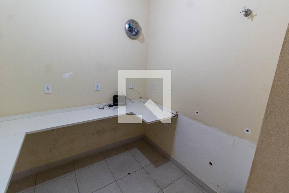 Casa à Venda - Guanabara, 4 Quartos,  350 m2 em , Campinas - sp | SoloBR