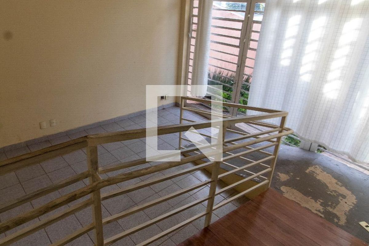 Casa à Venda - Guanabara, 4 Quartos,  350 m2 em , Campinas - sp | SoloBR