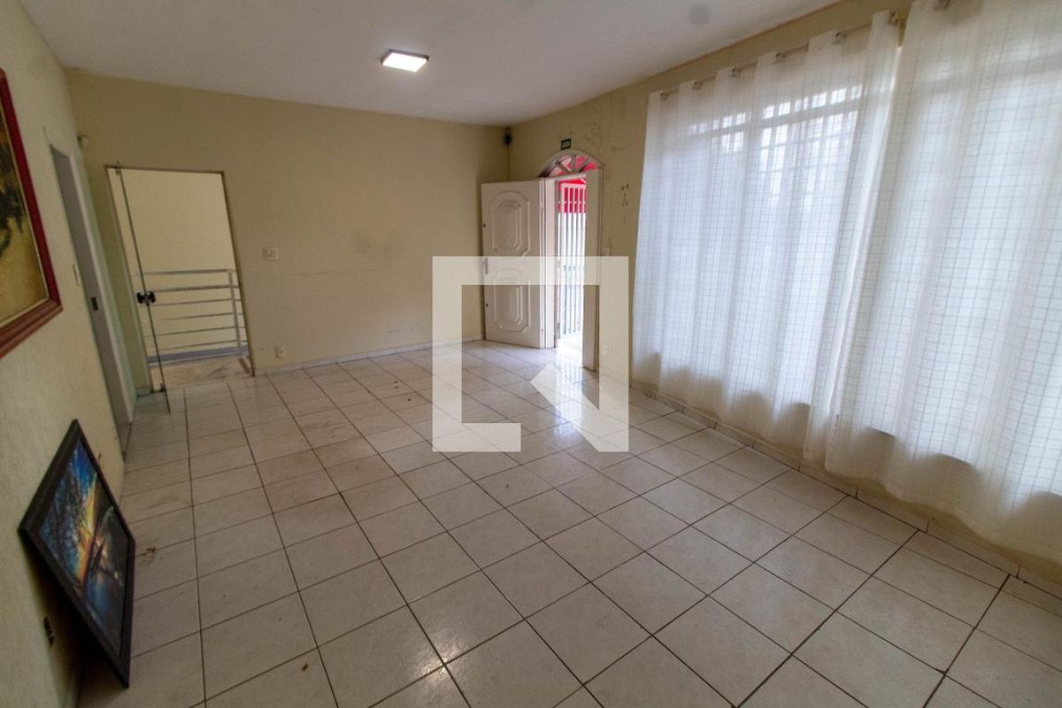 Casa à Venda - Guanabara, 4 Quartos,  350 m2 em , Campinas - sp | SoloBR