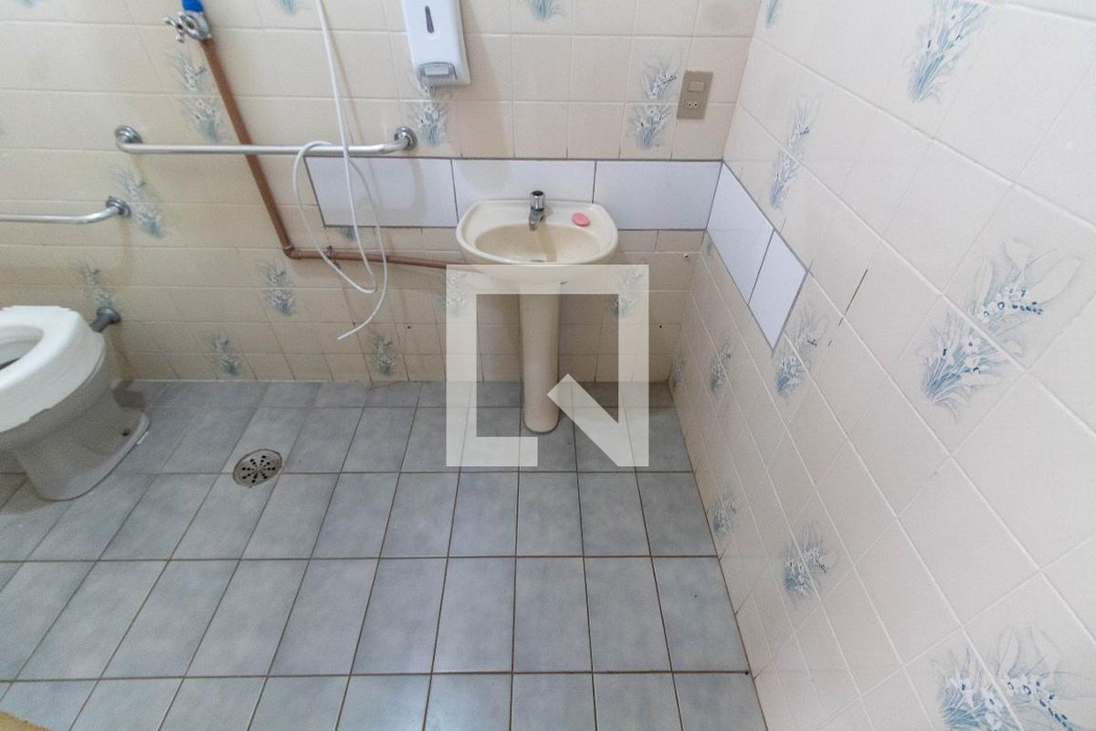 Casa à Venda - Guanabara, 4 Quartos,  350 m2 em , Campinas - sp | SoloBR