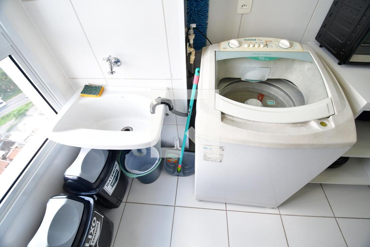 Apartamento à Venda - Bosque, 1 Quarto,  42 m2 em , Campinas - sp | SoloBR