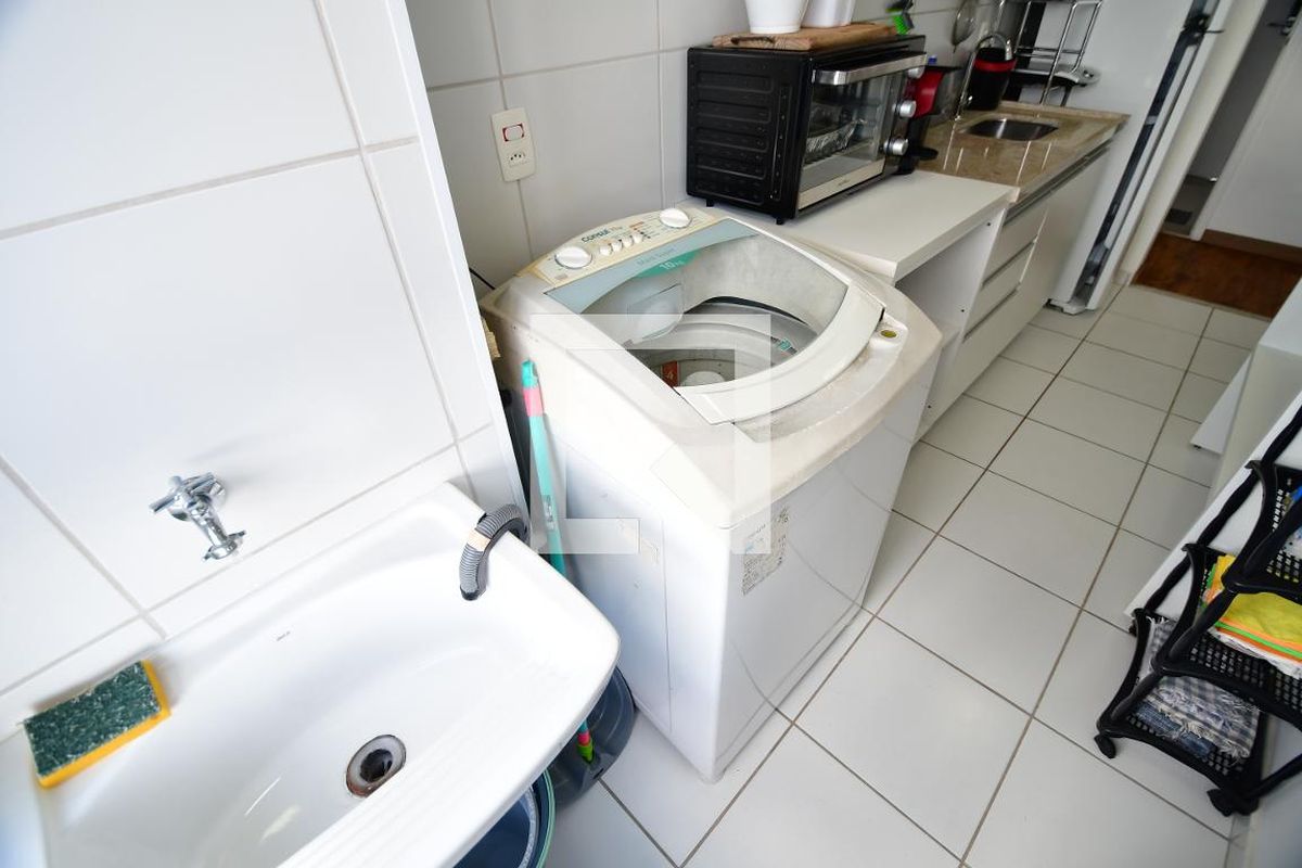 Apartamento à Venda - Bosque, 1 Quarto,  42 m2 em , Campinas - sp | SoloBR